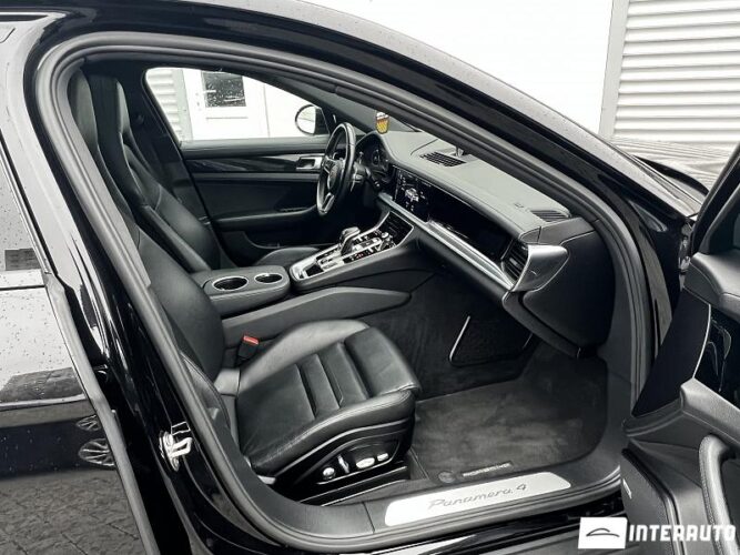 Porsche Panamera 48 porsche Panamera 2019