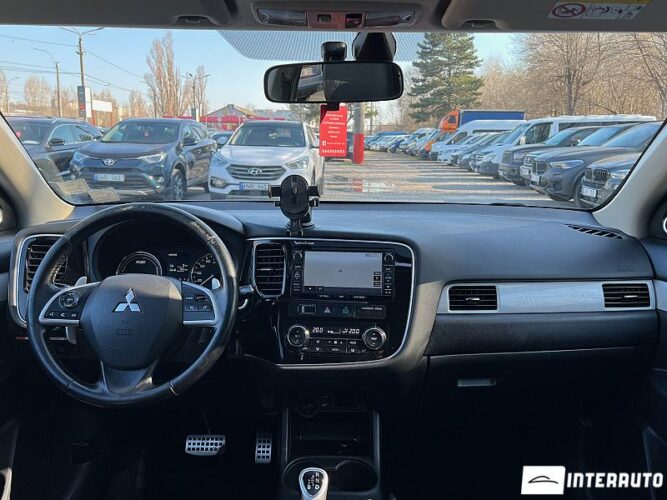 mitsubishi Outlander 2014