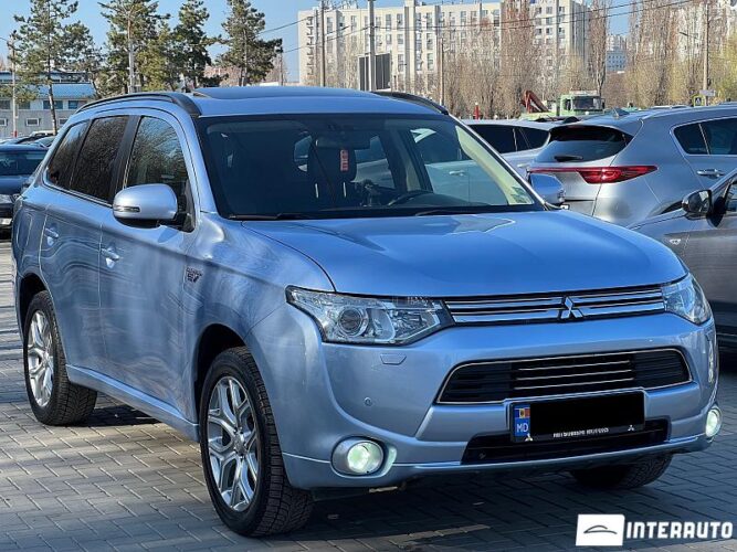 mitsubishi Outlander 2014