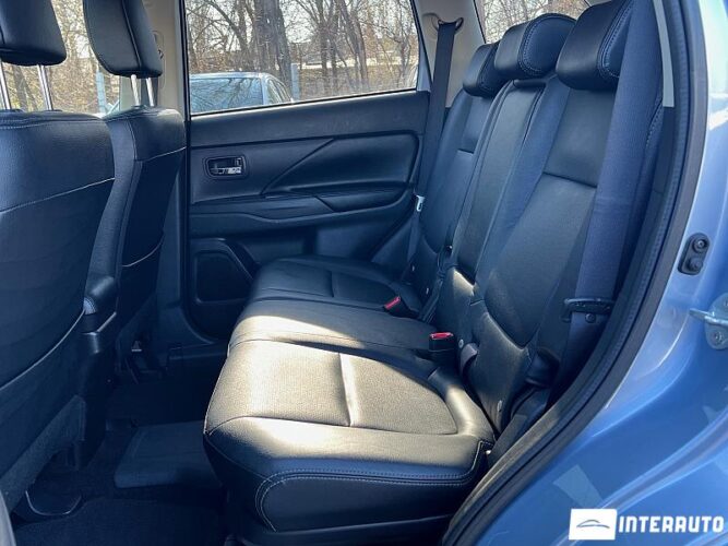 mitsubishi Outlander 2014