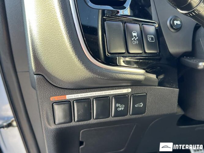 mitsubishi Outlander 2014