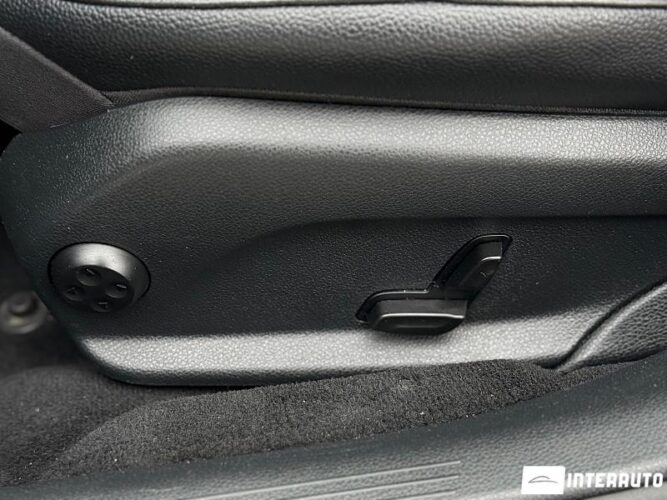 Mercedes E 200 34 mercedes E 200 2018