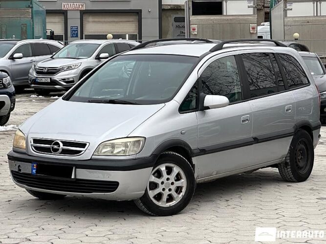 Opel Zafira 2005 doar la InterAuto