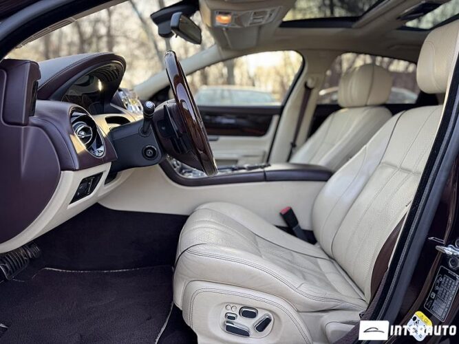 Jaguar XJ 44 jaguar XJ 2012