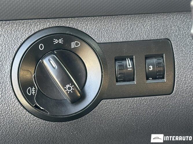 volkswagen Caddy Maxi 2013