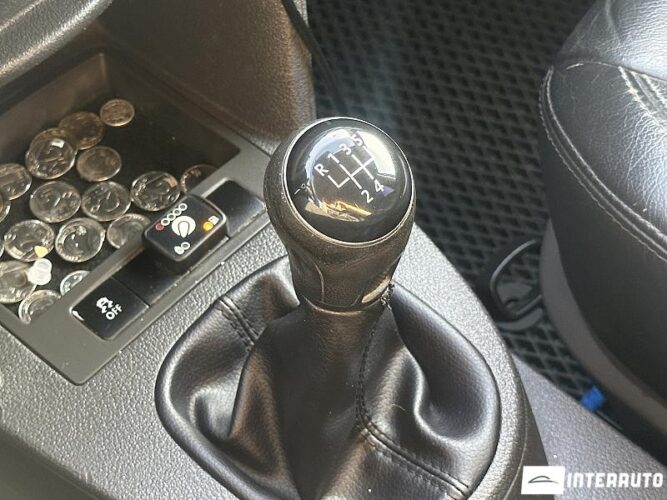 volkswagen Caddy Maxi 2013