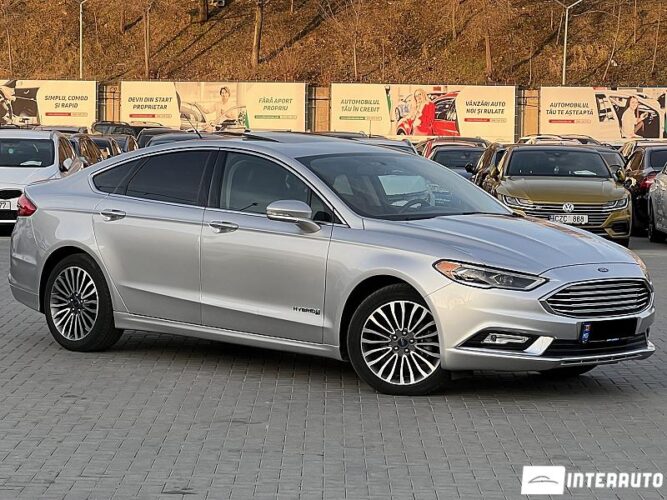 Ford Fusion 2017 doar la InterAuto