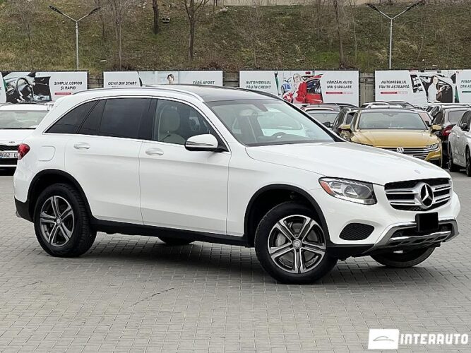 Mercedes GLC 300 2016 doar la InterAuto