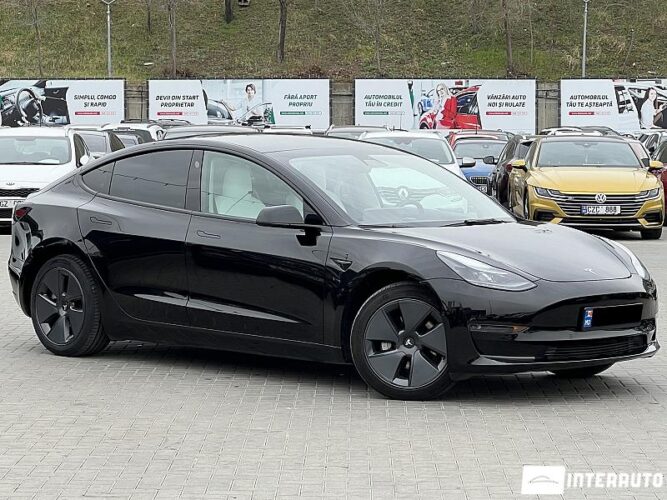 Tesla Model 3 2021 doar la InterAuto