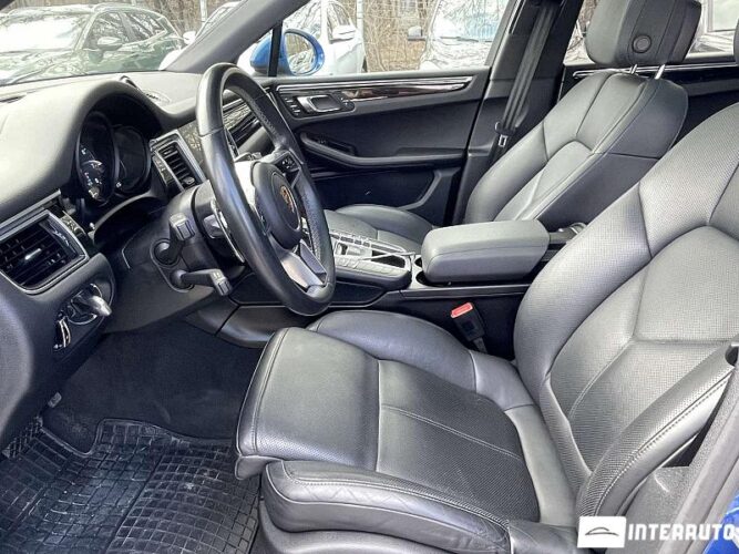 Porsche Macan 33 porsche Macan 2016