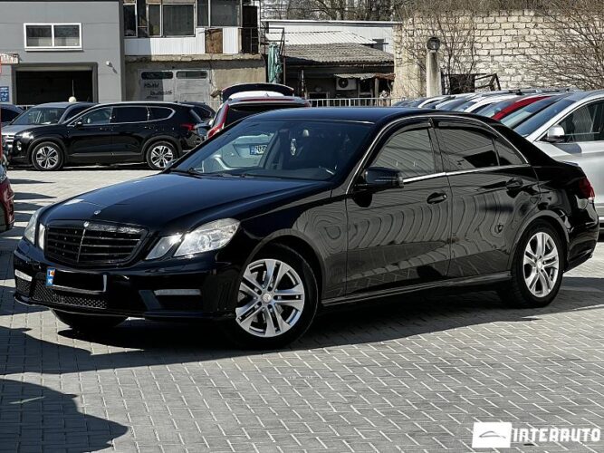 Mercedes E 200 2011 doar la InterAuto