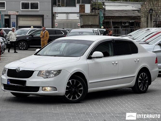 Skoda Superb 2009 doar la InterAuto