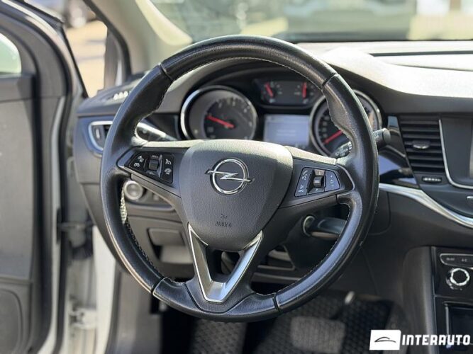 Opel Astra 38 opel Astra 2020