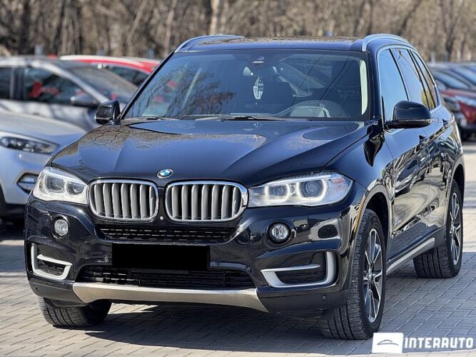 BMW X5 4.0D 2015 doar la InterAuto