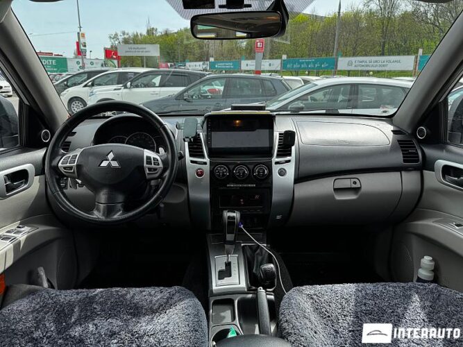 mitsubishi Pajero Sport 2010