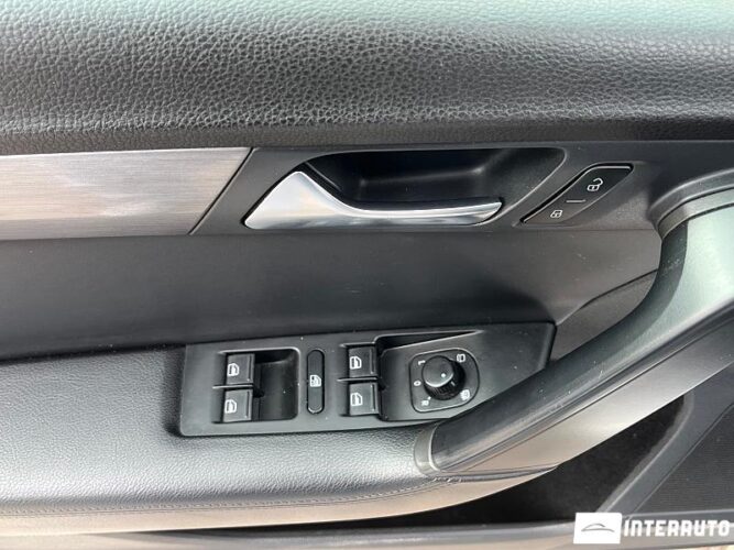 Volkswagen Passat 33 volkswagen Passat 2011