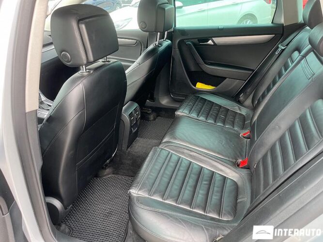 Volkswagen Passat 42 volkswagen Passat 2011