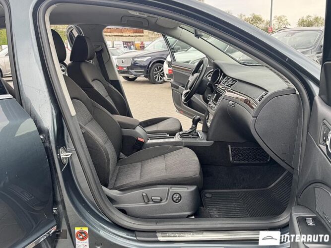 Skoda Superb 45 skoda Superb 2013