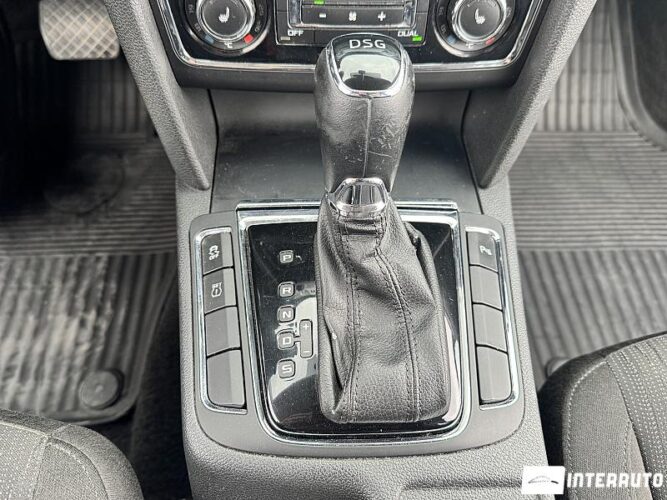 Skoda Superb 42 skoda Superb 2013