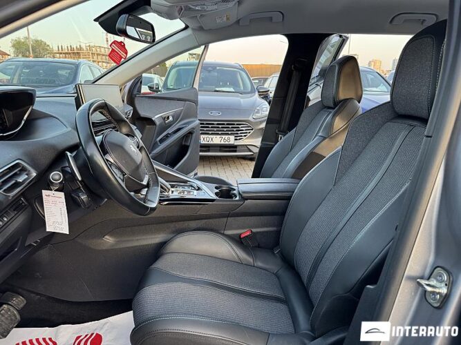 Peugeot 5008 40 peugeot 5008 2020