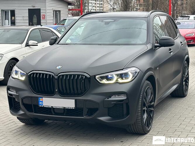 BMW X5 M5.0D 2021 doar la InterAuto