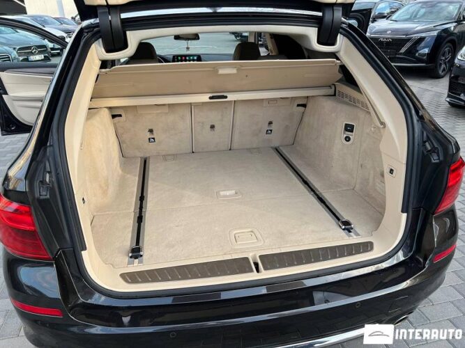 BMW 520 57 bmw 520 2019