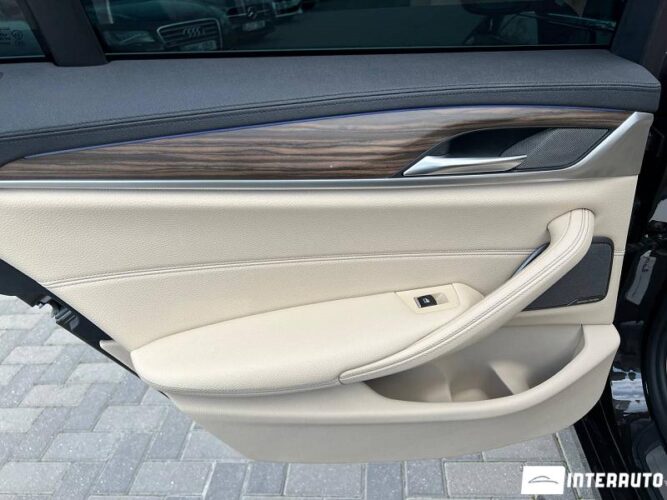 BMW 520 54 bmw 520 2019