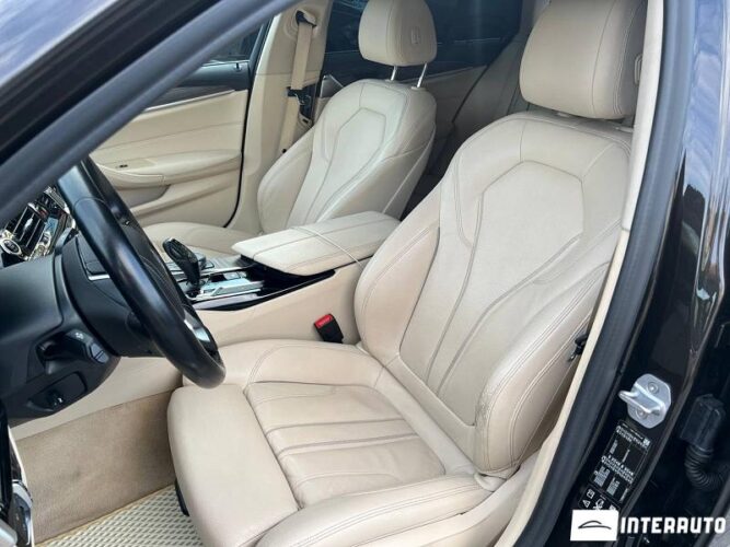 BMW 520 42 bmw 520 2019