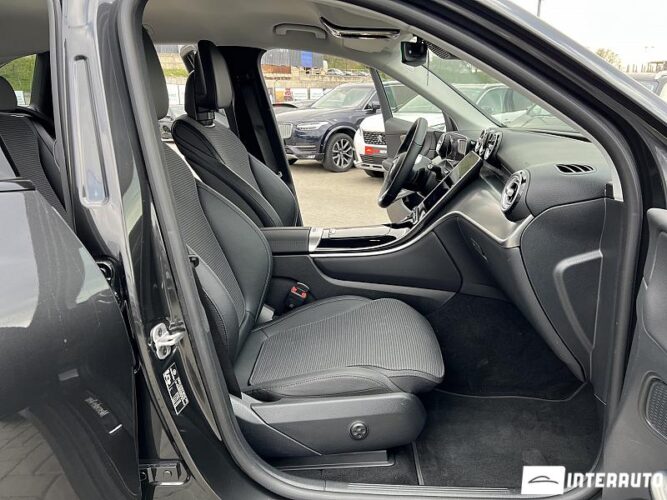 Mercedes GLC 220d 48 mercedes GLC 220d 2024