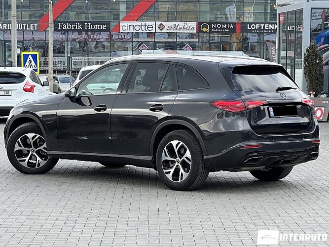 Mercedes GLC 220d 38 mercedes GLC 220d 2024