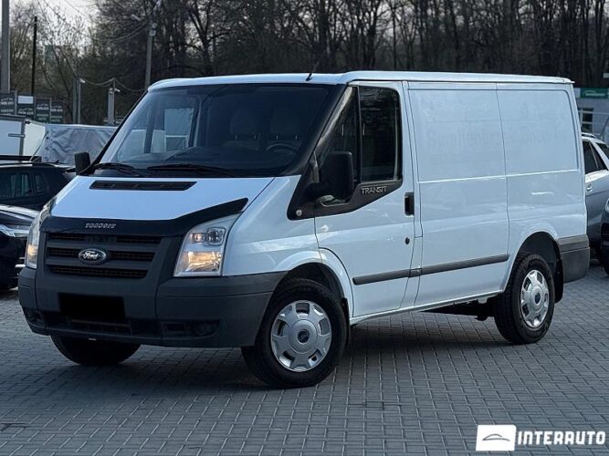 Ford Transit 2010 doar la InterAuto