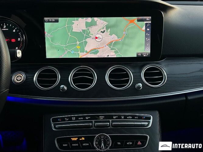 Mercedes E 220 41 mercedes E 220 2017