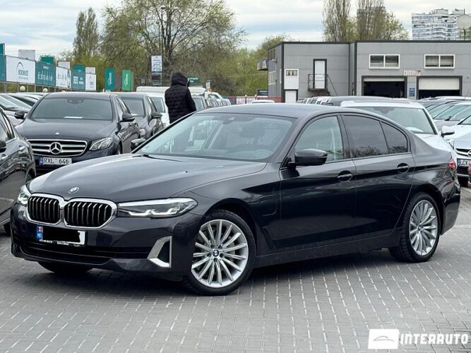 BMW 530e 2020 doar la InterAuto