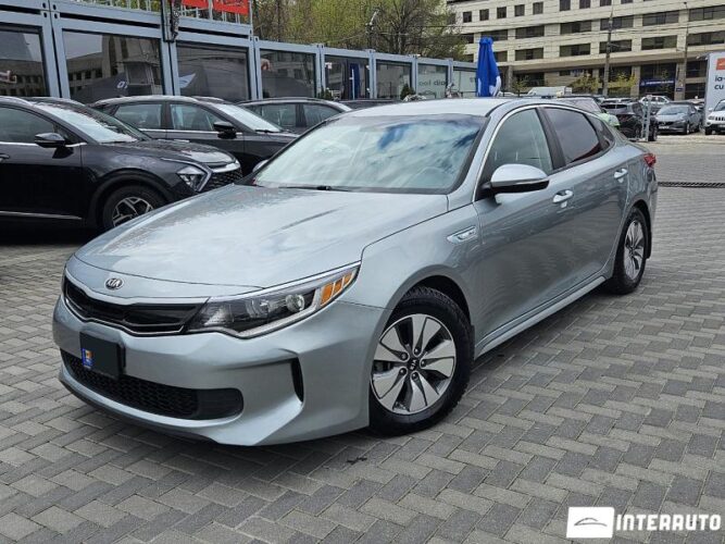 Kia Optima 2017 doar la InterAuto