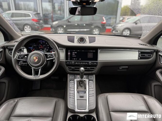 Porsche Macan 50 porsche Macan 2019