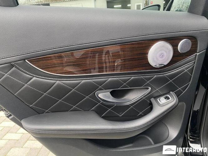 Mercedes GLC 350e 56 mercedes GLC 350e 2016