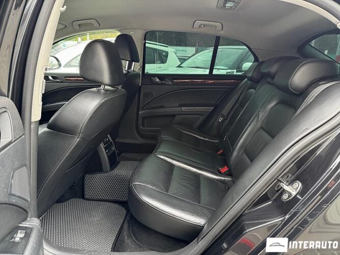 Skoda Superb 42 skoda Superb 2011