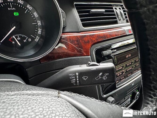 Skoda Superb 38 skoda Superb 2011