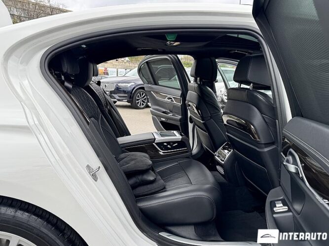 BMW 730 61 bmw 730 2017