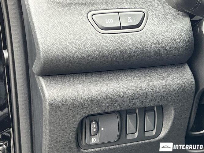 Renault Kadjar 56 renault Kadjar 2015