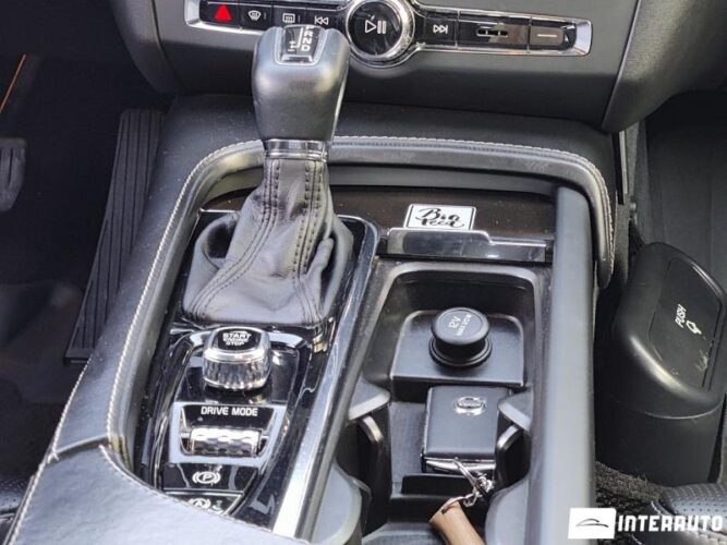 Volvo S 90 40 interauto-car