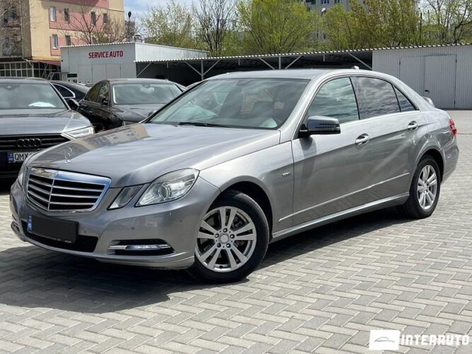 Mercedes E 200 2012 doar la InterAuto