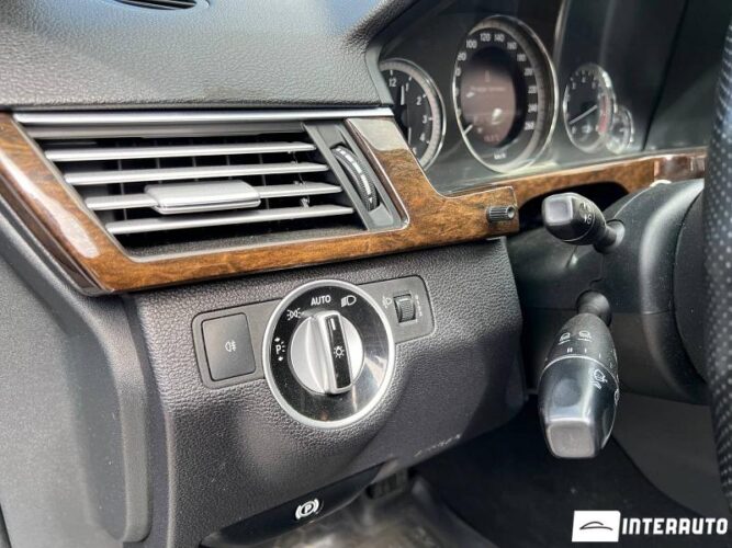 mercedes E 200 2012