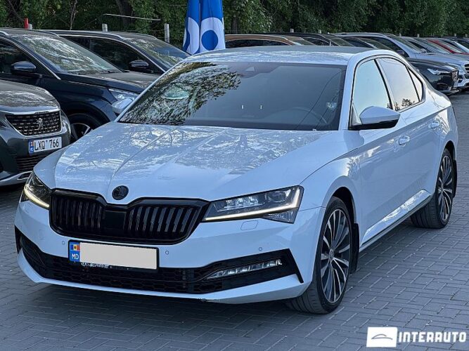Skoda Superb 2020 doar la InterAuto