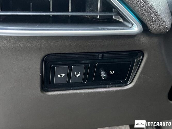 Jaguar F-Pace 49 jaguar F-Pace 2016