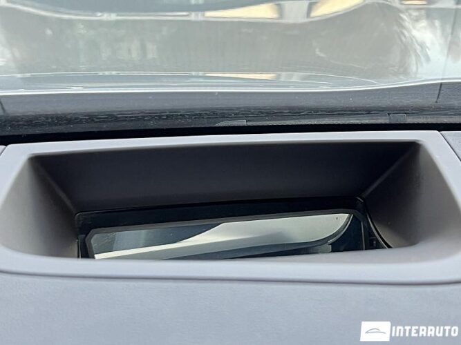 Jaguar F-Pace 60 jaguar F-Pace 2016