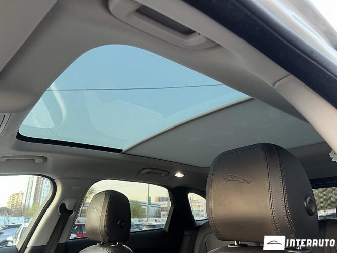 Jaguar F-Pace 62 jaguar F-Pace 2016