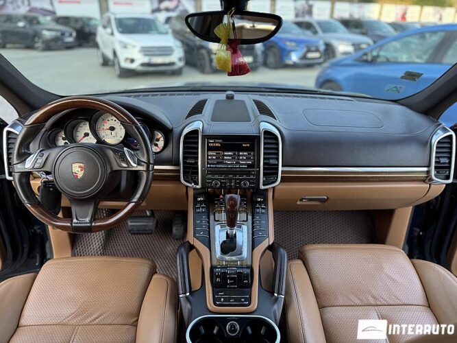 porsche Cayenne 2013