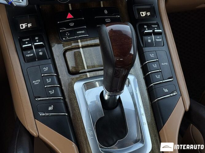 porsche Cayenne 2013