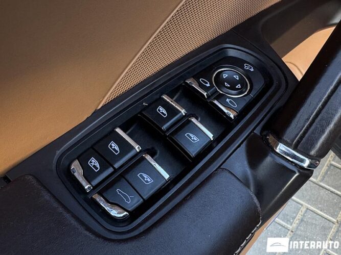 porsche Cayenne 2013